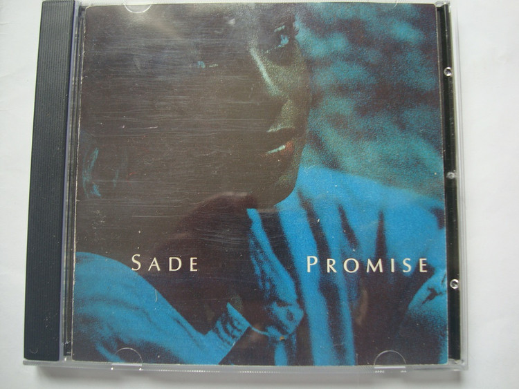 آلبوم موسیقی اسموز جاز Sade 1985 آلبوم شماره یک