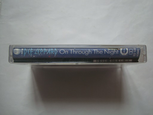 نوار کاست موسیقی هارد راک و گلم متال Def Leppard 1980