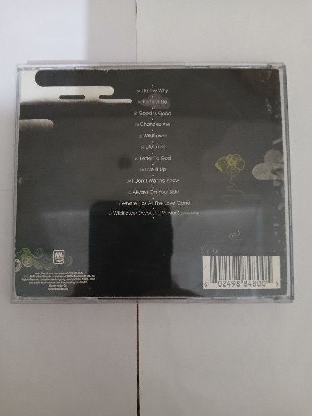 آلبوم موسیقی اوریجینال کانتری راک /پاپ راک Sheryl Crow 2005 با دفترچه کامل