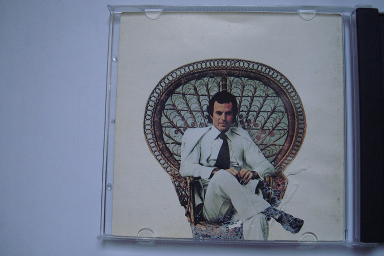 آلبوم خاطره ساز لاتین پاپ اسپانیائی Julio Iglesias 1975