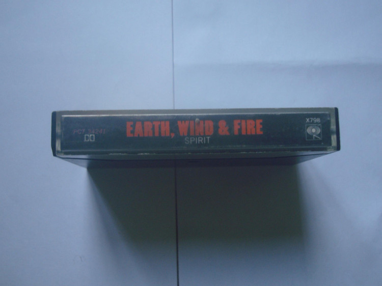 نوار کاست موسیقی اورجینال سول Earth Wind & Fire 1976 شماره دو