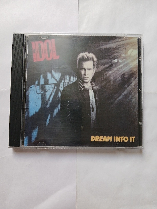 آلبوم موسیقی راک الکترونیک و آلترناتیو دنس Billy Idol 2025