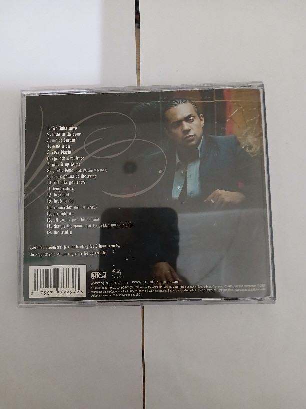 آلبوم موسیقی اورجینال الکتروپاپ شاد Sean Paul 2005 با دفترچه کامل