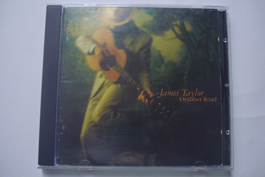 آلبوم موسیقی اورجینال کانتری/فولک James Taylor 2002 با دفترچه کامل اشعار کاندید دریافت جایزه Grammy بهترین اجرای خواننده پاپ مرد و دارنده نشان پلاتینی با فروش 154000 نسخه فقط در هفته اول انتشار و کسب رتبه چهارم بیلبورد 200 بهترین آلبوم سانداسکن