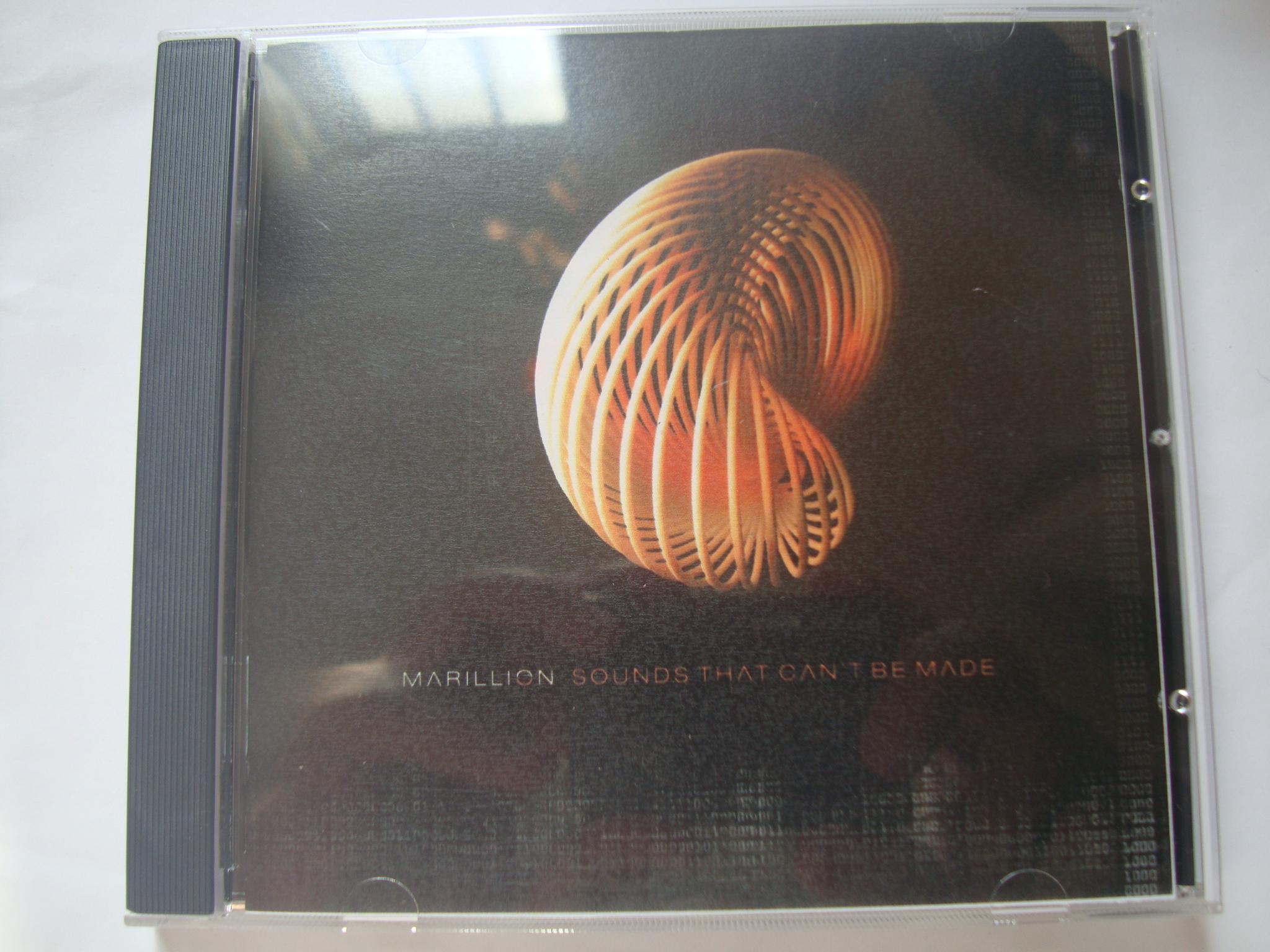 آلبوم موسیقی پراگرسیو راک Marillion 2012