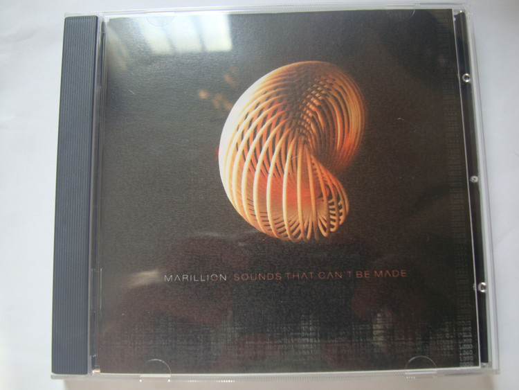 آلبوم موسیقی پراگرسیو راک Marillion 2012