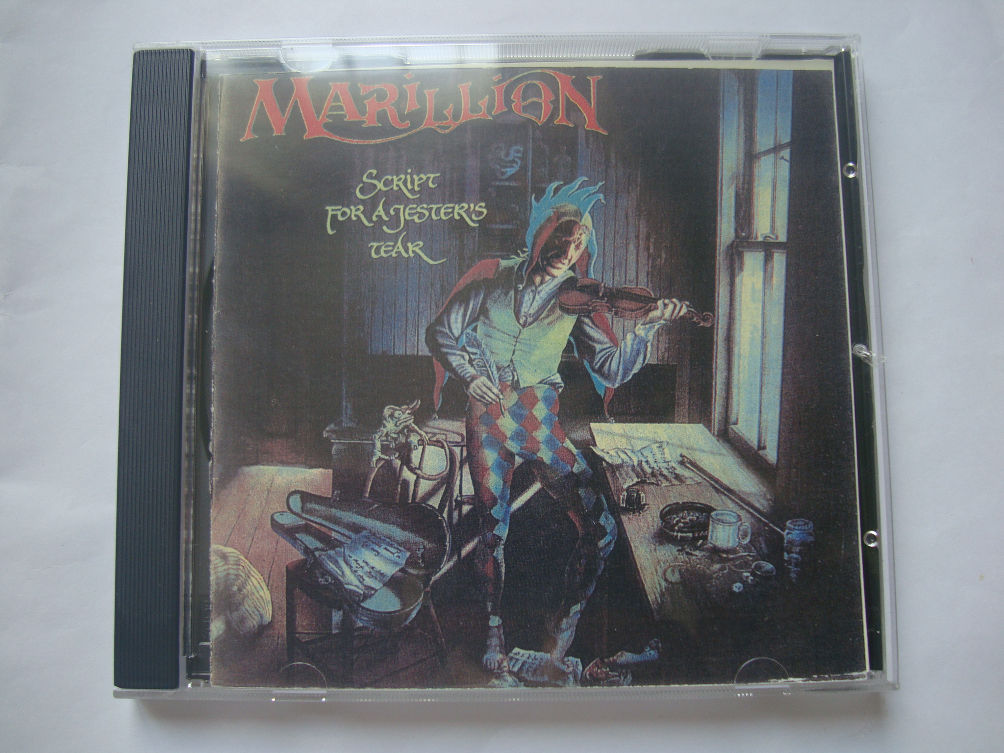 آلبوم موسیقی پراگرسیو راک Marillion 1983