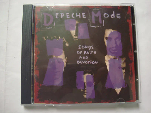 آلبوم موسیقی الکترونیک سینت پاپ Depeche Mode 1993 آلبوم شماره یک آمریکا و انگلستان و یکی آثار بسیار پرفروش این بند هم در آمریکا و هم در انگلستان